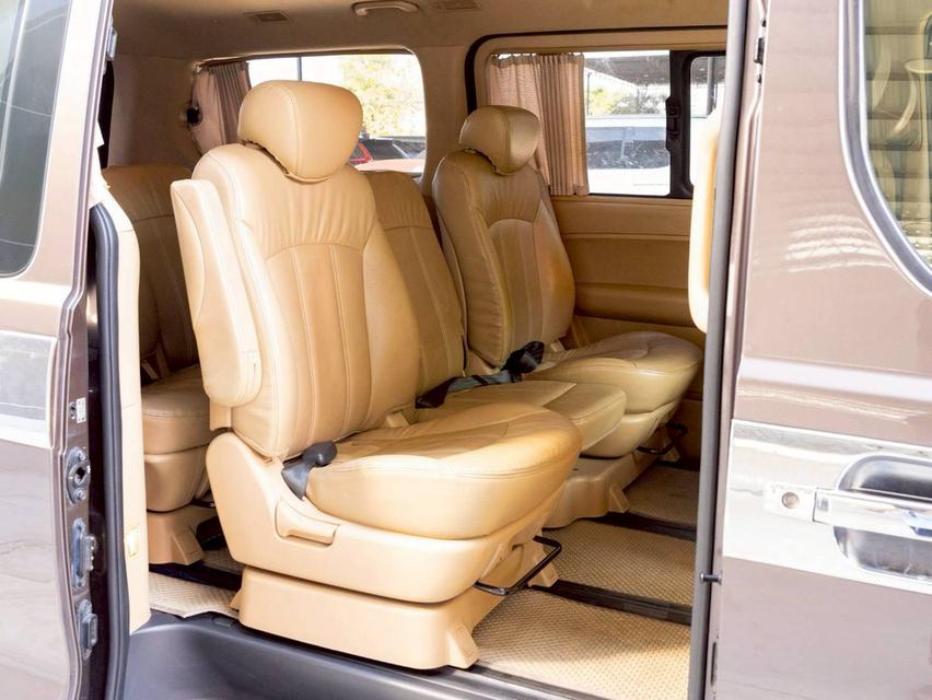 Hyundai H1 2.5Deluxe ปี16 16