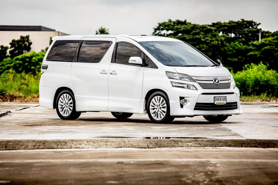 Toyota Vellfire 2.4ZG ปี14