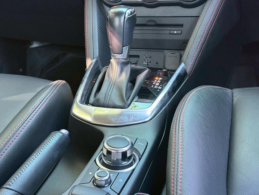 รหัสรถ PJP4940 2015 MAZDA 2 1.5 XD High Plus+ 10