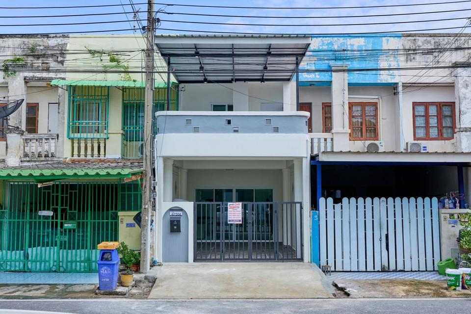ขายราคาพิเศษ ทาวน์เฮ้าส์ 2 ชั้น ม.ร่มเงาไม้  [บางบัวทอง–ลาดปลาดุก] ขาย 1.38 ล้านบาท 1