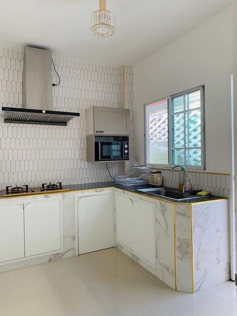 P614 ให้เช่าบ้านเดี่ยว 2 ชั้น หมู่บ้าน นลินวิลล์ 5 ร่มเกล้า Nalin Ville 5 Romklao เดินทางสะดวก เหมาะอยู่อาศัย ถนนเคหะร่มเกล้า 6