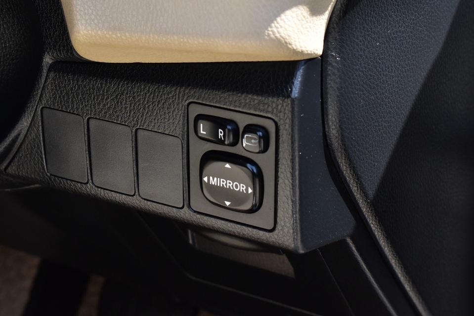 รหัสรถ PB7235 TOYOTA ALTIS 1.6G 2014 เบนซิน  9