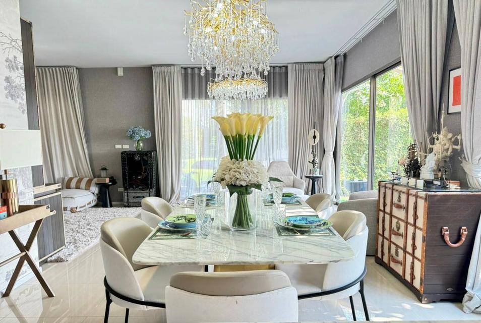 Executive Designer Home Near Bangkok — Elegant & Convenient 9