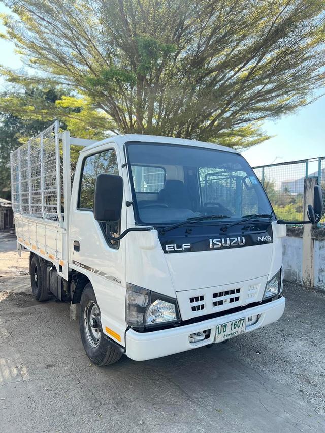 Isuzu NKR รถบรรทุก 4 ล้อ ปี 2007 2