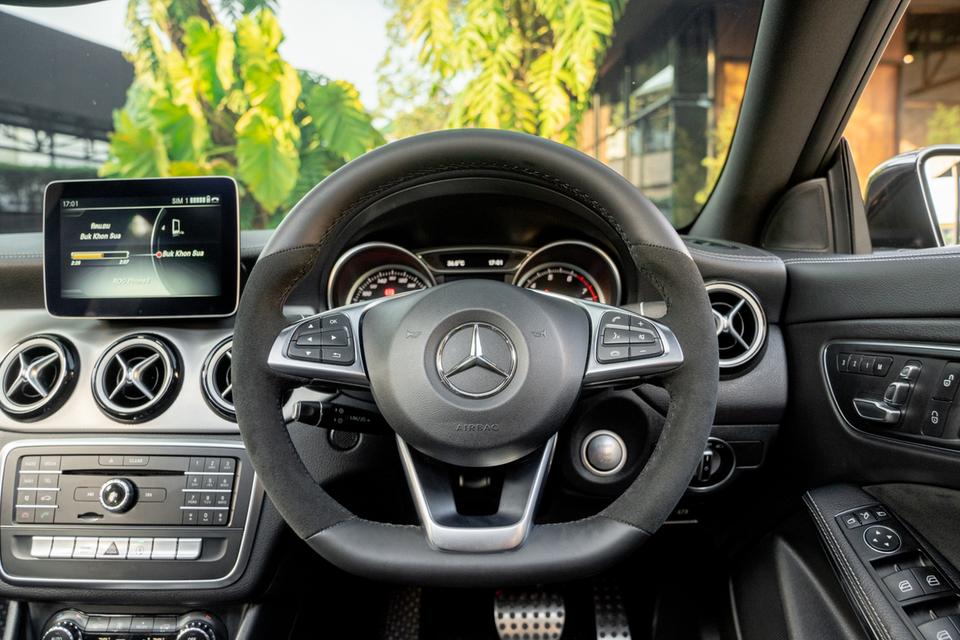 Mercedes-Benz CLA250 AMG WhiteArt Edition ปี 2018 📌รุ่น 𝐋𝐢𝐦𝐢𝐭𝐞𝐝 เข้าใหม่ วิ่งน้อยมากเพียง 6 หมื่นโล! 👀⚡️ 4
