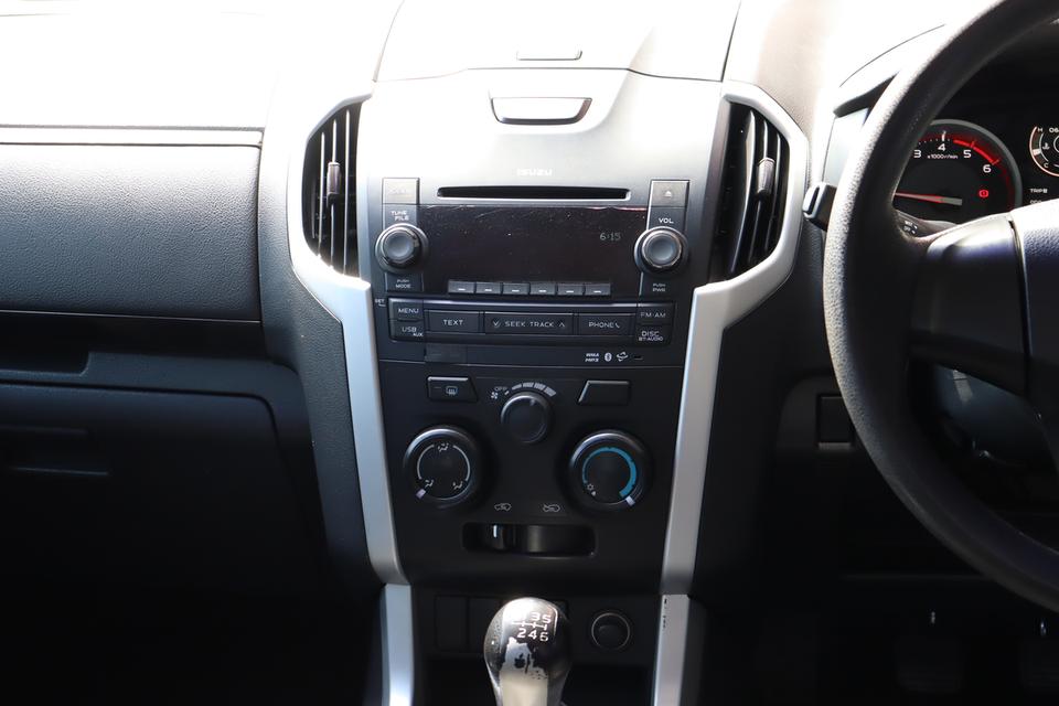 2018 ISUZU D-MAX HI-LANDER CAB-4 1.9 L DDI ( 9127 ) 12