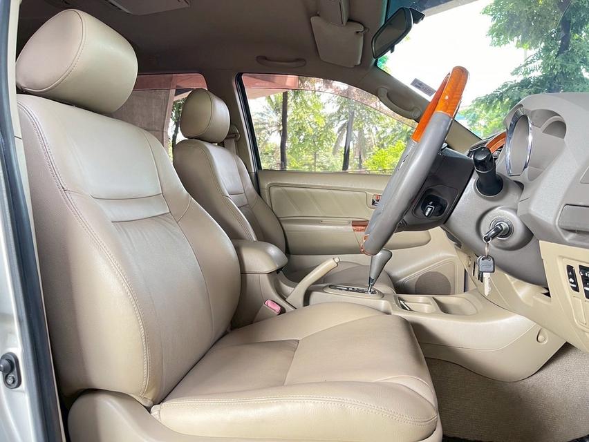 รหัสรถ WMT6536 TOYOTA FORTUNER 3.0 V 2009 9