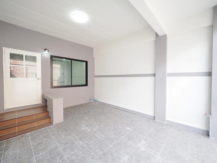 ขายทาวน์เฮ้าส์ 3 ชั้น ม.บัวทองธานี ขนาด 16 ตรว. 3นอน 3น้ำ [บางใหญ่-กาญจนาภิเษก] ขาย 1.65ล้าน 2