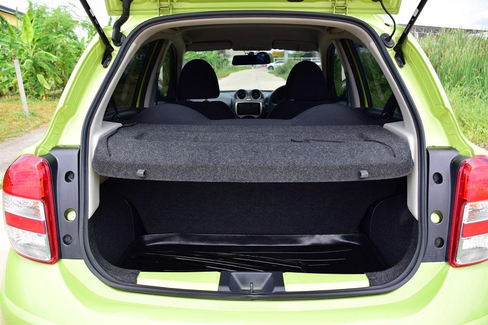 วิ่งเพียง 89xxx กิโลเมตร ปี2011 รถสวยมือเดียว จากป้ายแดง /ไม่เคยชน /เครื่องดีมาก ช่วงล่างแน่นๆ จอทัสกรีน พร้อมกล้องหลัง ประหยัดน้ำมัน กุญแจรีโมท 2ดอก 11