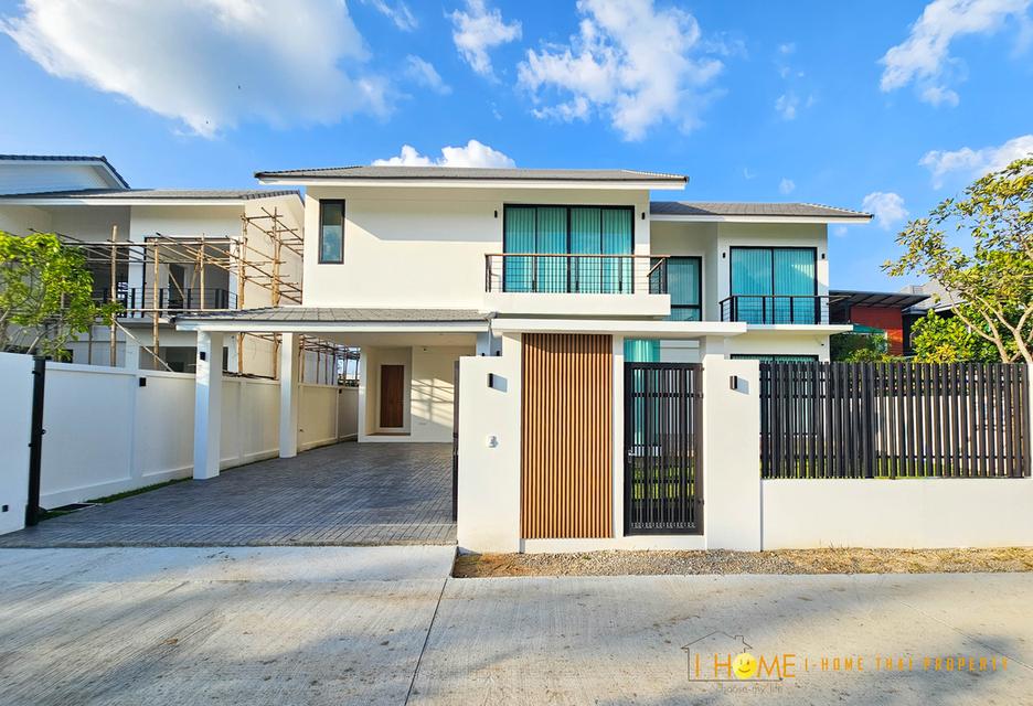 ขายบ้านเดี่ยวในโครงการใกล้สนามบินเชียงใหม่ 7.9ล้านฟรีโอน