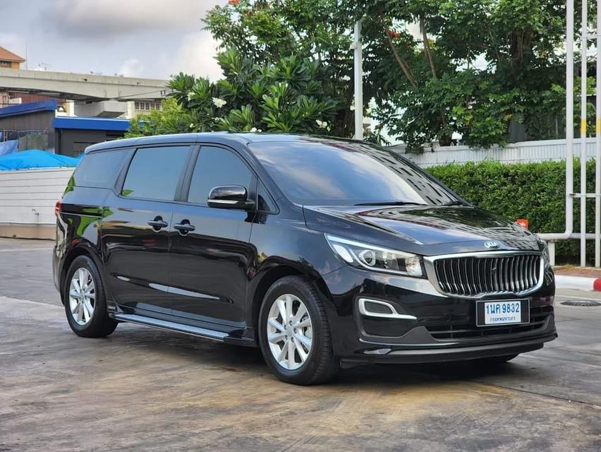 ขายถูก KIA GRAND CARNIVAL 2.2 LX ปี 2021