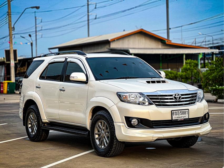 ขาย Toyota Fortuner 3.0D4D ปี14 1