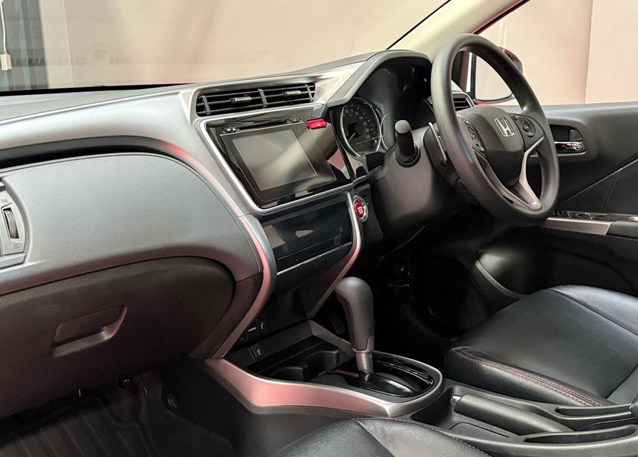 2015 HONDA CITY 1.5 SV รถมือเดียว วิ่งน้อยเพียง 80,000 กม รถเข้าศูนย์ทุกระยะ ไม่เคยมีอุบัติเหตุครับ 11