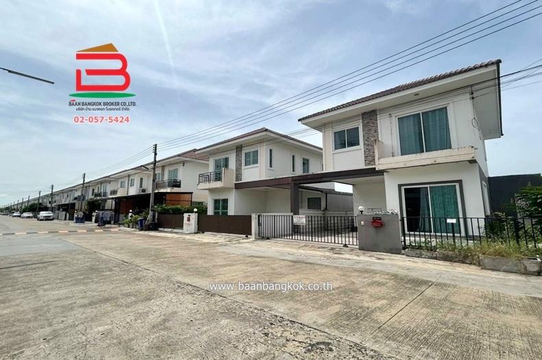  บ้านแฝด หมู่บ้าน เดอะไนน์ รังสิต คลอง 9 เนื้อที่ 36.8 ตรว. ใกล้วัดลานนา ถนนรังสิต-นครนายก ตำบลลำลูกกา อำเภอลำลูกกา จังหวัดปทุมธานี 2