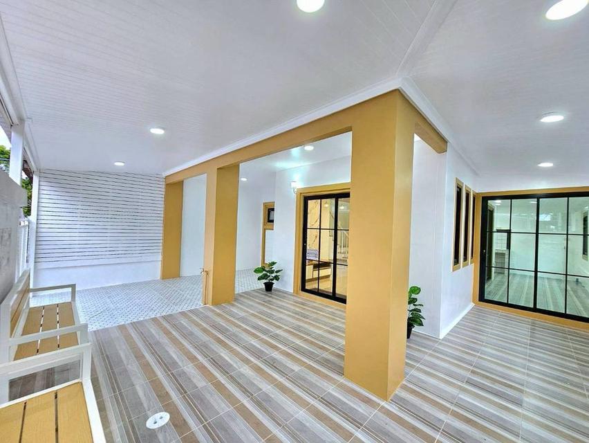 หมู่บ้านพฤกษา10 6