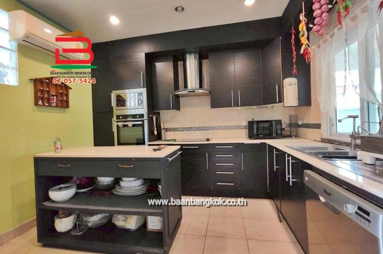 บ้านเดี่ยว หมู่บ้านชลลดา (ซ.สายไหม34) เนื้อที่ 186.1 ตรว. ใกล้ตลาดเอซีสายไหม ถนนพหลโยธิน แขวงสายไหม เขตสายไหม 8