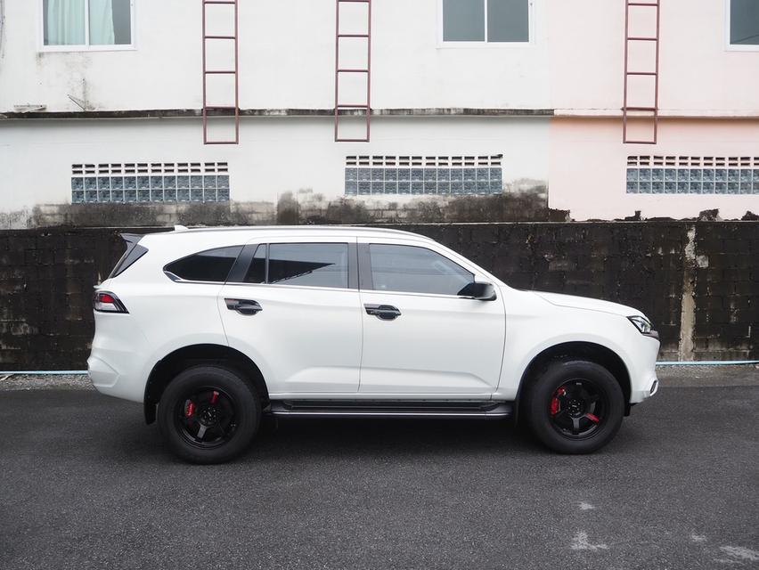 ISUZU MU-X 3.0 ULTIMATE 2WD ปี 2023