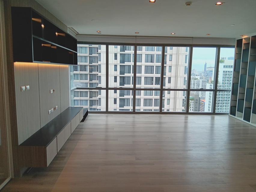 ขาย คอนโดชั้นบนสุด The Room Sukhumvit 21 ราคาพิเศษสุดๆ 3