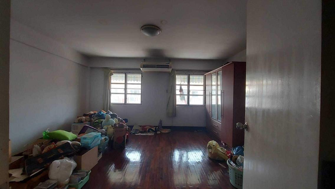 ขายด่วนทาวน์โฮม 3 ชั้น หมู่บ้านนักกีฬาแหลมทอง ถ.กรุงเทพกรีฑา ใกล้โรงเรียนศรีพฤฒา (N.994) 12
