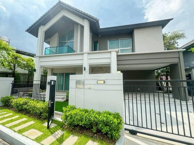 ให้เช่าบ้านเดี่ยว 2 ชั้น 395 ตรม. บางกอก บูเลอวาร์ด ซิกเนเจอร์ ลาดพร้าว-เสรีไทย Bangkok Boulevard Signature Ladprao-Seri