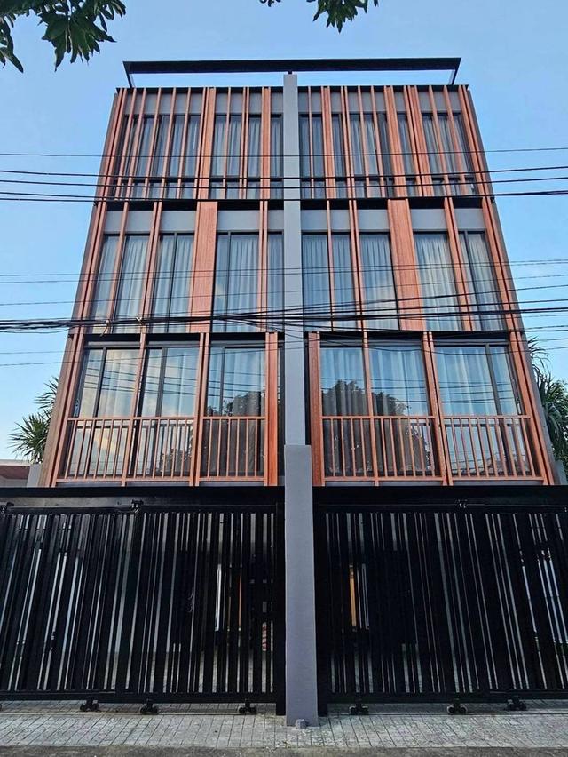 ขายบ้านเเฝด พระราม 9 1
