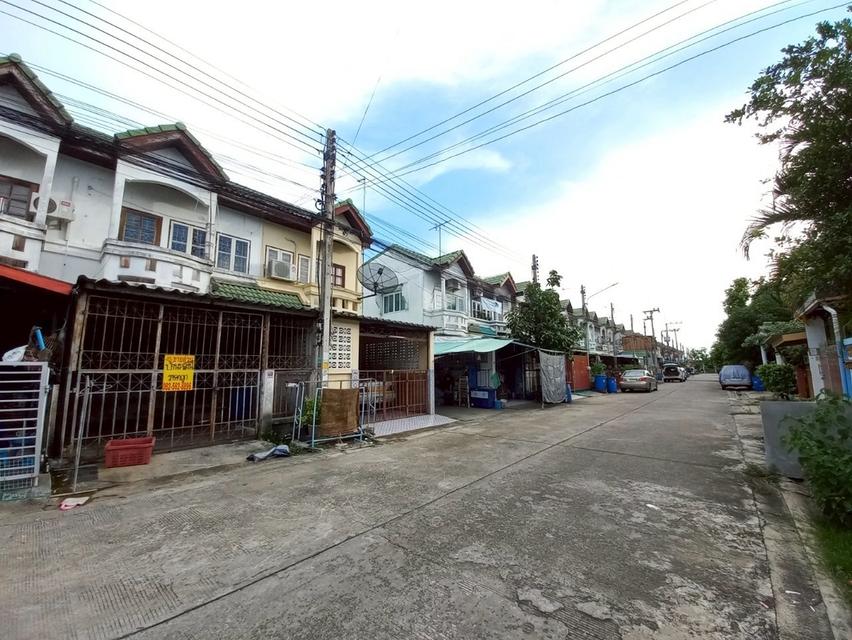 ขายบ้าน 2 ชั้น หมู่บ้านขจีนุช ติดถนนราชพฤกษ์ ลาดหลุมแก้ว ปทุมธานี 3