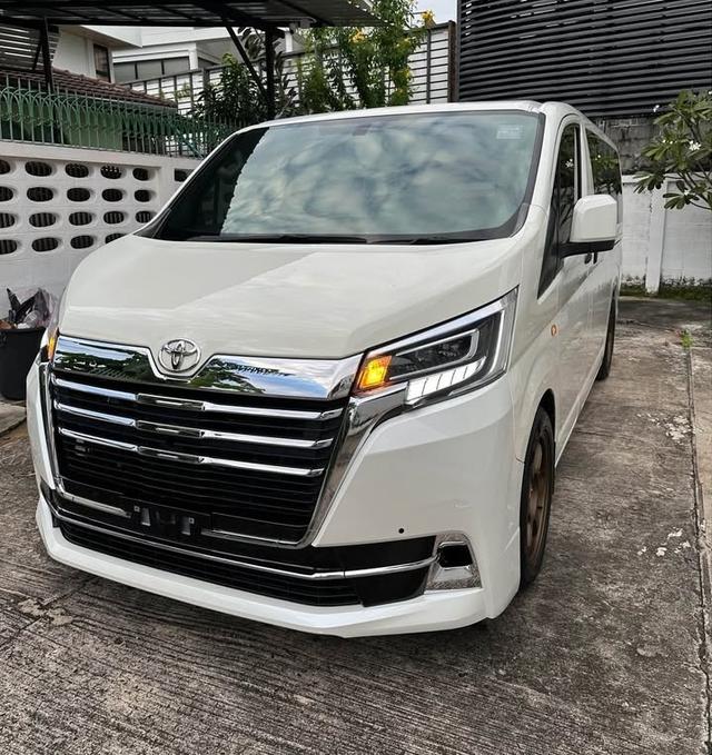 Toyota Hiace ปี 2020 3