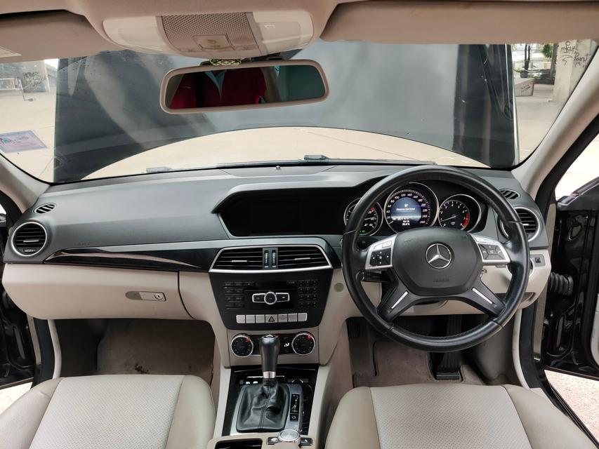 Mercedes-Benz C200 1.8 CGI W204 AT ปี 2013 3