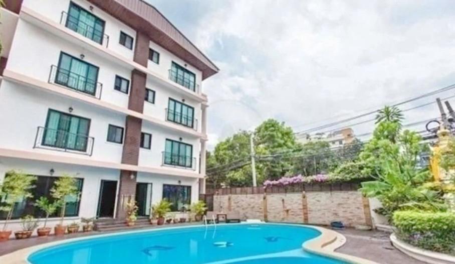ให้เช่าอาคาร 5 ชั้น Location เอกมัย ทองหล่อ พื้นที่ 2200 ตรม.Building for rent Ekkamai12 พร้อมลิฟท์โดยสาร  ใกล้ BTS เอกมัย 6