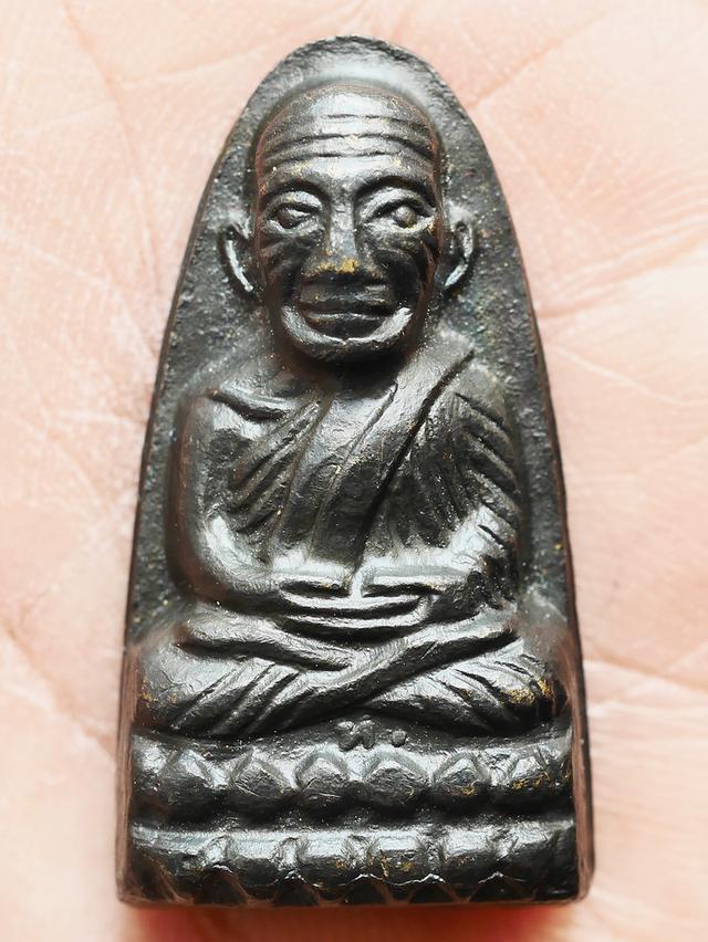 พระหลวงปู่ทวดเตารีด วัดช้างให้ หลังหนังสือเล็ก บล็อค ท. เก่า เดิมๆ 6