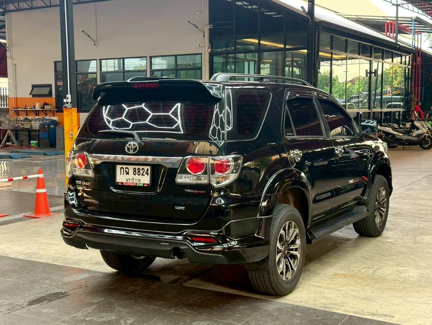 TOYOTA FORTUNER 3.0 TRD Sportivo 4WD ปี 2015 4