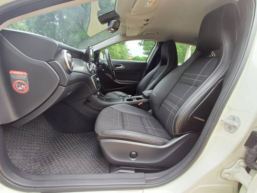 2016 BENZ GLA200 สภาพสวยจัด NOT ไม่ขยับ สีเดิมทั้งคัน ไม่แก๊ส ไม่ชน 16