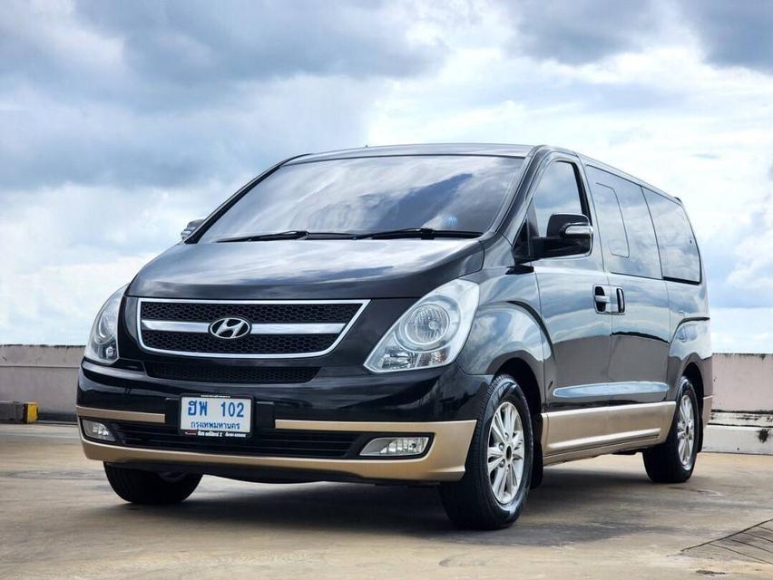 Hyundai H1 2.5 Deluxe ดีเซล 2011 รถสวย ขายถูกสุดในตลาด