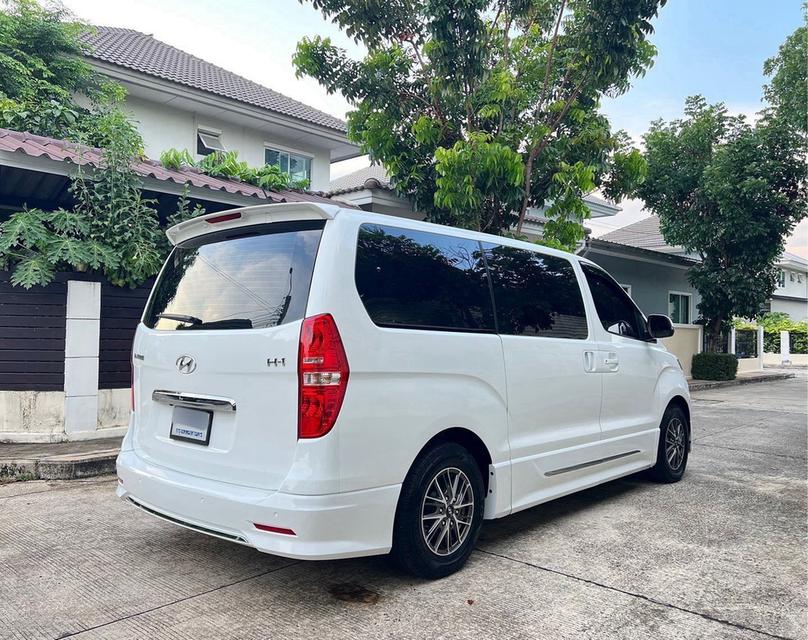 Hyundai H1 2.5 Elite FE รุ่นสุดท้าย ดีเซล ปี24 4