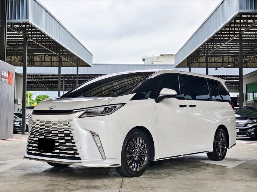 Lexus LM 350h Executive 7-Seater 2024💰 ราคาพิเศษเพียง 4,690,000 บาท เท่านั้น