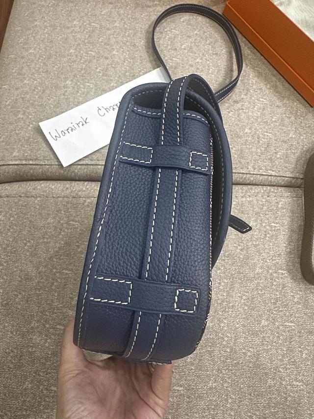 goyard belvedere pm navy รูปที่ 6