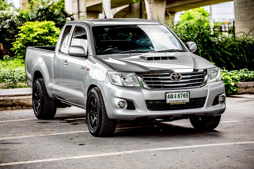 Toyota Vigo Champ SmartCab 2.5E ดีเซล เกียร์ MT ปี 2015 สีเทา