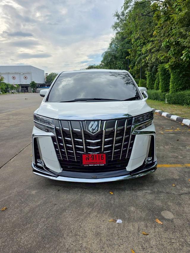 Toyota ALPHARD 2.5SC PACKAGE สีขาว ปี 2020 ไมล์ 22,000 กม.