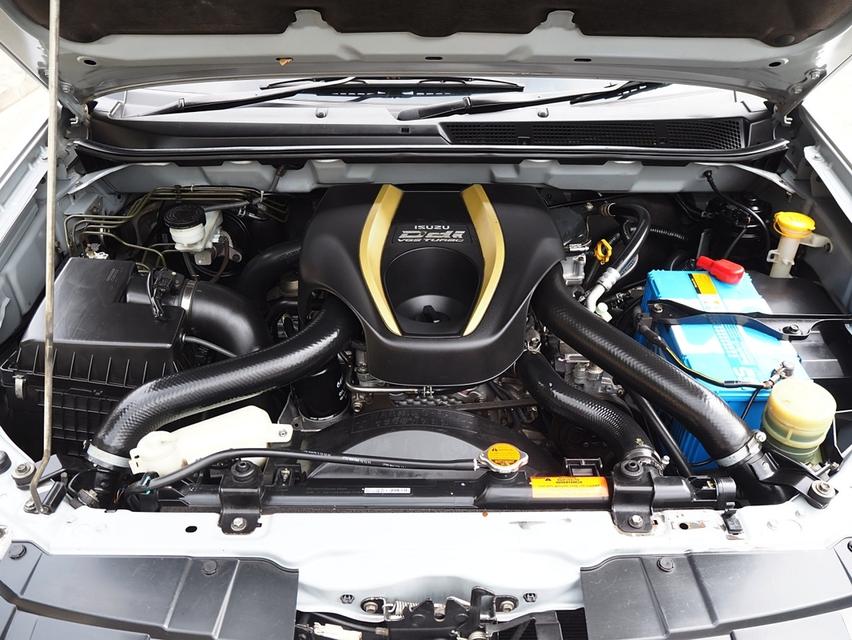 ISUZU D-MAX ALL NEW CAB-4 HI-LANDER 3.0 VGS Z-Prestige ปี 2012 เกียร์AUTO