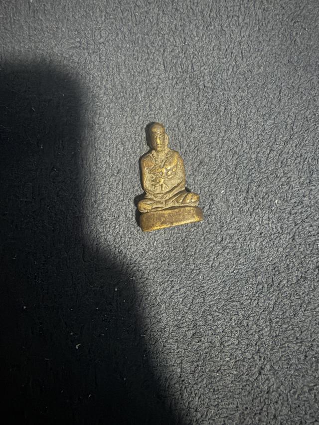 ขายสินค้าขายพระเครื่อง