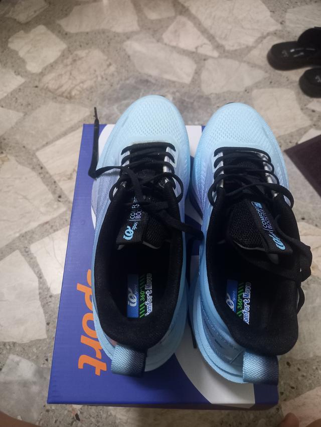 ร้องเท้าวิ่ง IQ SPORT ไม่เคยผ่านการใข้งาน ไม่เคยใส่