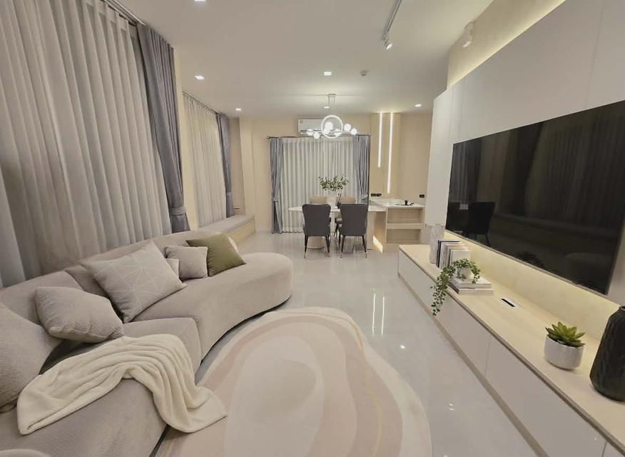 Luxury Family House for Rent Bangkok Boulevard Bangna-km5 9