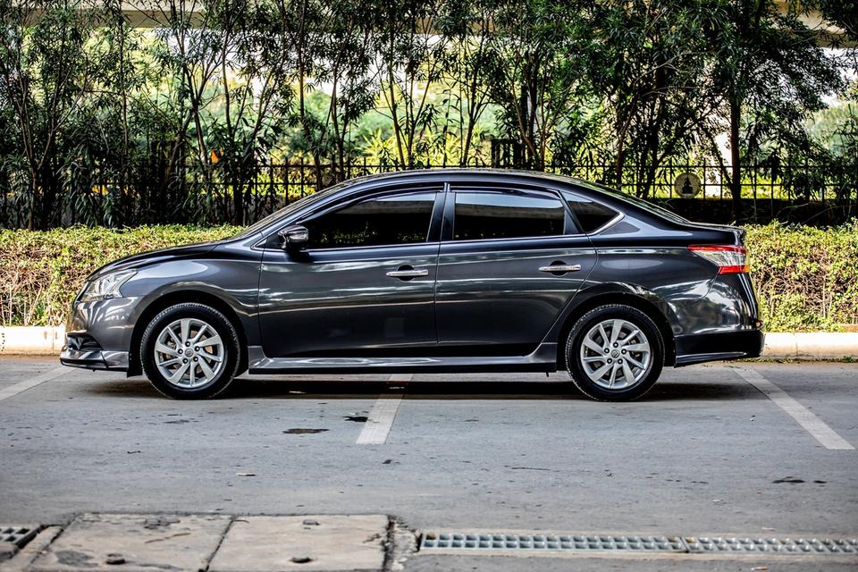 Nissan Sylphy 1.6S ปี 2013 เกียร์ออโต้ สีเทา มือเดียวป้ายแดง  8