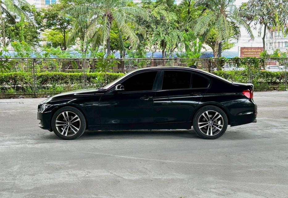 BMW 316i F30 ปี 2014  3