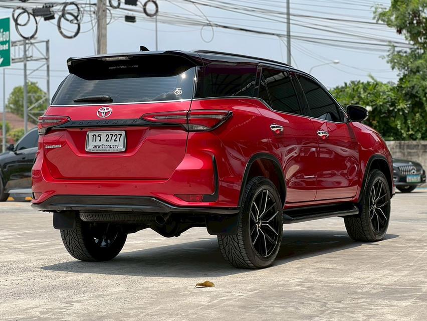 TOYOTA FORTUNER 2.4 LEGENDER BLACK TOP ปี 2022 โฉม ปี15-ปัจจุบัน (ป้ายสลับออก) รูปย่อยที่ 4