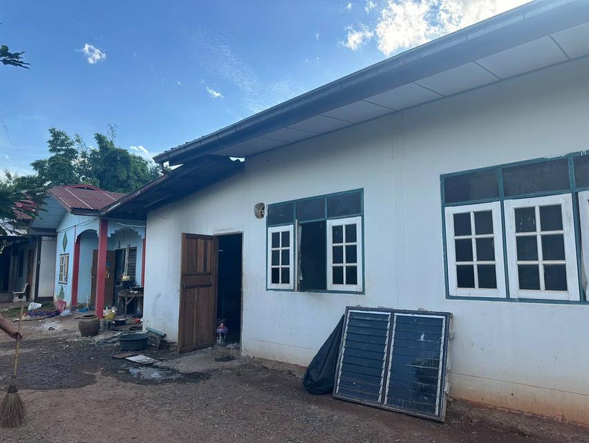 ขายบ้านพร้อมที่ดิน บ้าน4หลัง 2