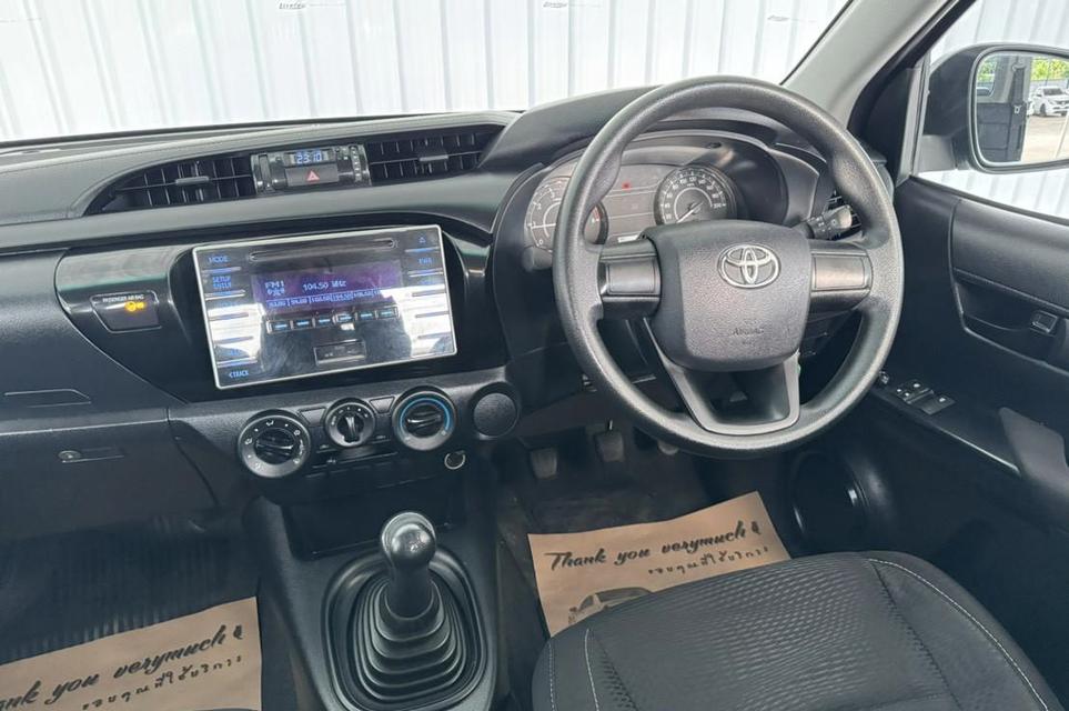 Toyota Hilux REVO 2.4J Smart cab ดีเซล เกียร์ธรรมดา ปี2018 14
