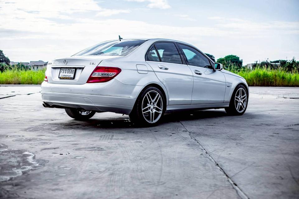 Benz C200 CGI BE สีดำ ปี 2011 สีเทา 5