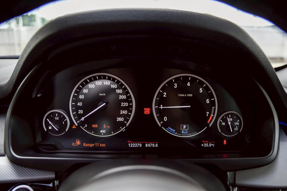 BMW X5 2.0 xDrive40e M Sport AWD F15 AT 2019ไมล์ 122,xxx km. !!! รูปที่ 16