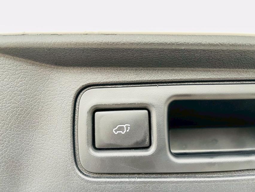 TOYOTA FORTUNER 2.4 LEGENDER 2021ð āļĢāļđāļāļāļĩāđ 8